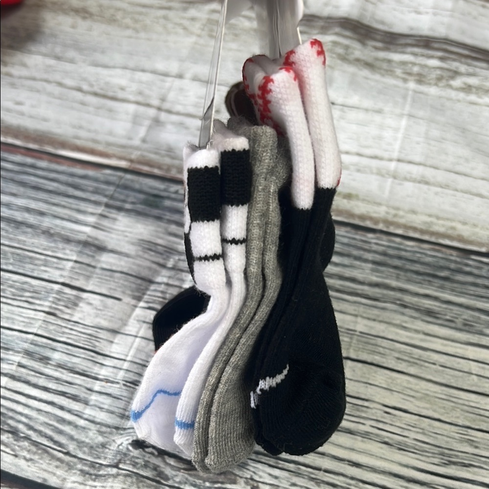 Nike kids’ Ankle Unisex Sport Socks - 6 pack Black, Gray, White,  Sz 12-24m - Picture 4 of 6